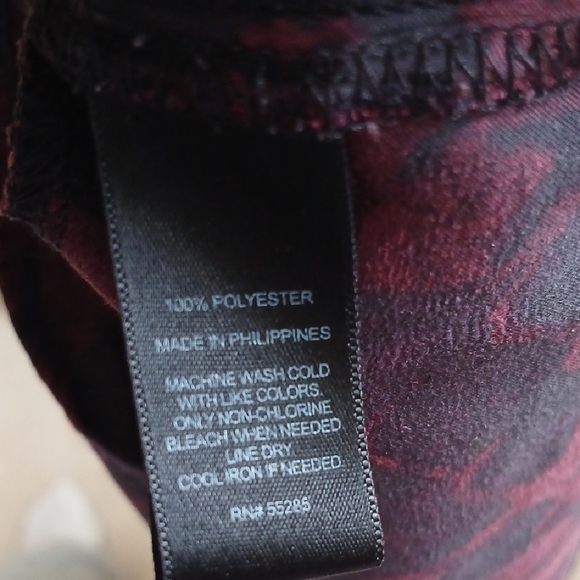 Express Red and Black Tunic - Snake Print - Picture 6 of 7